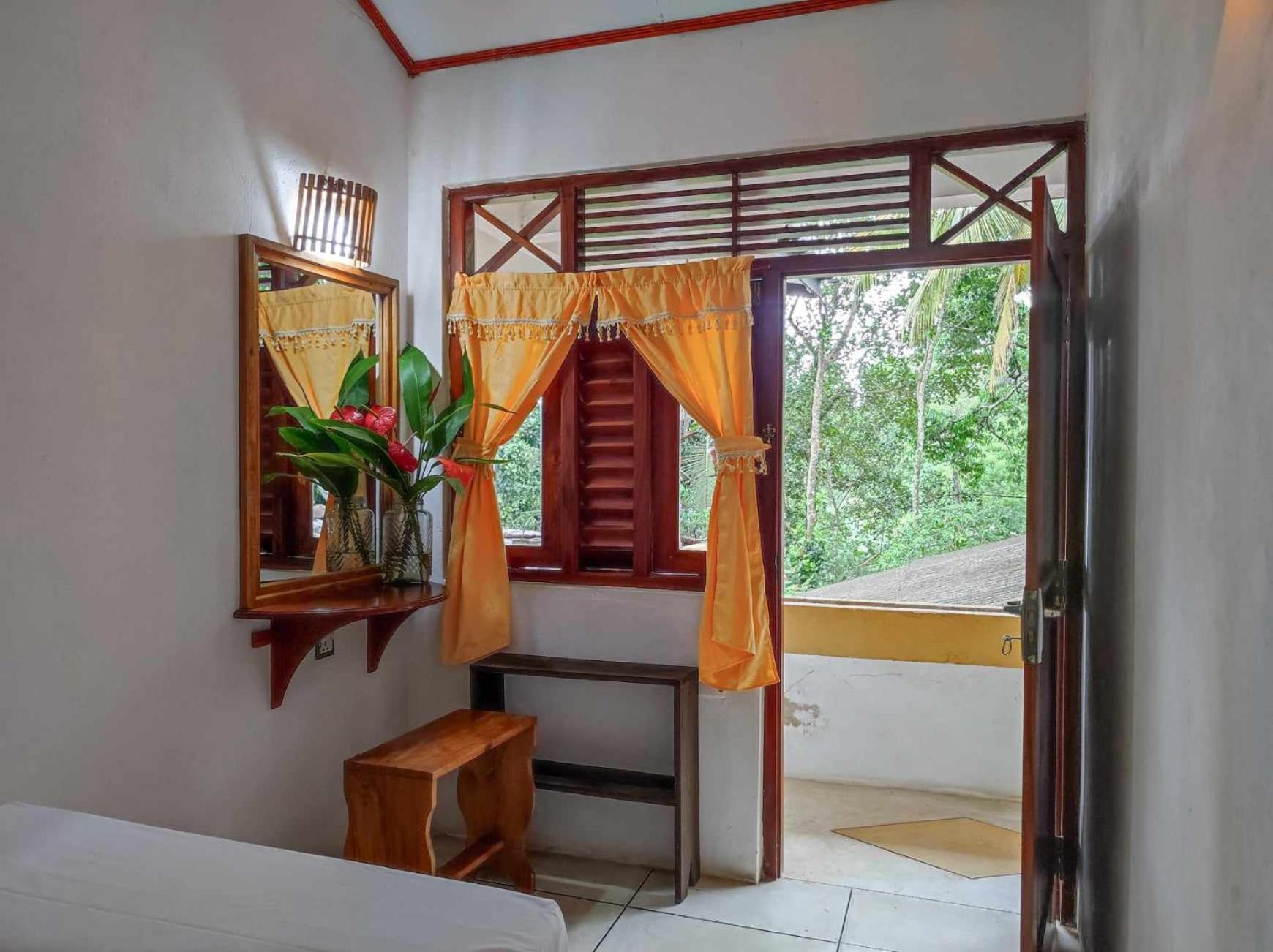 Pahalagawattha Homestay Unawatuna Eksteriør bilde